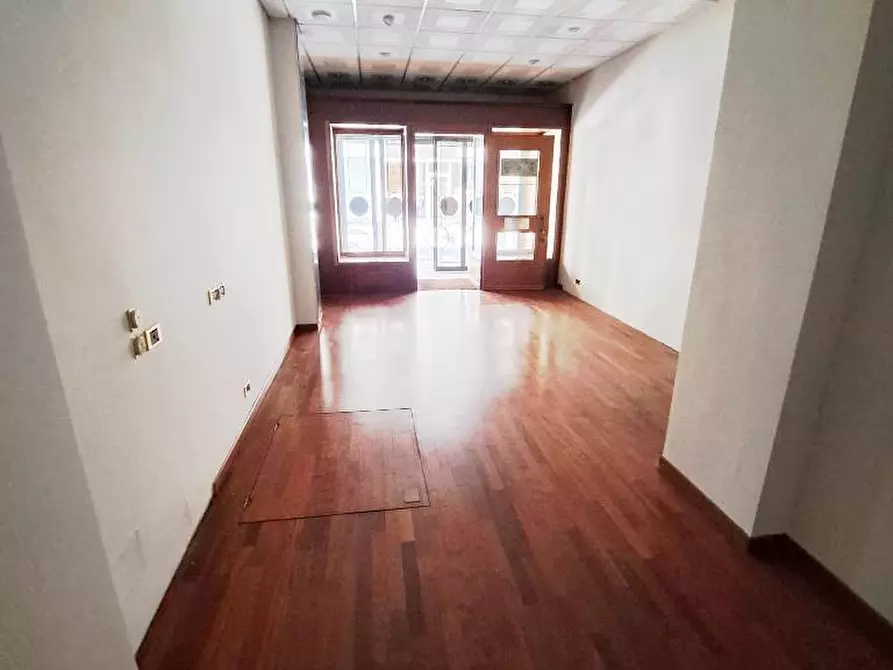 Immagine 6 di Locale commerciale in vendita  in Via Trento 6 a Rovigo