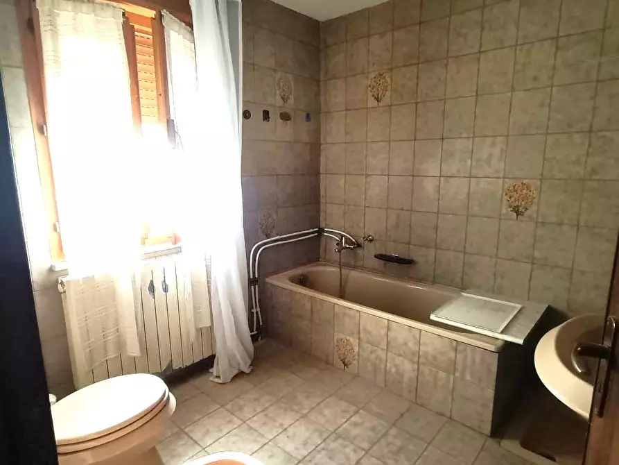 Immagine 13 di Casa indipendente in vendita  a Crespino