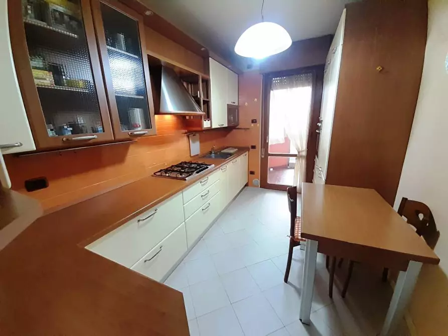 Immagine 9 di Appartamento in vendita  a Rovigo