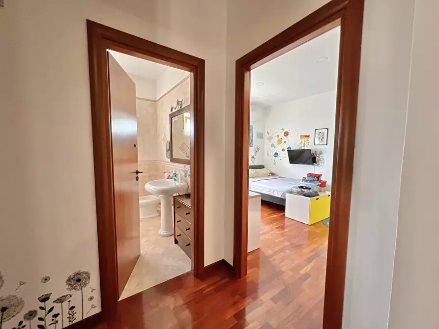 Immagine 5 di Appartamento in vendita  in via selinunte a Siracusa