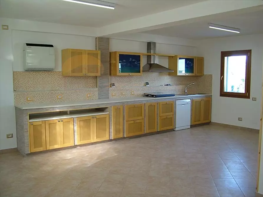 Immagine 20 di Villa in vendita  in Via Brancati a Melilli