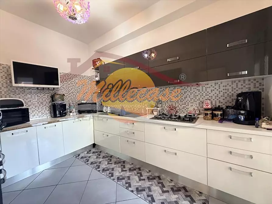 Immagine 11 di Trilocale in vendita  in Viale Tica a Siracusa