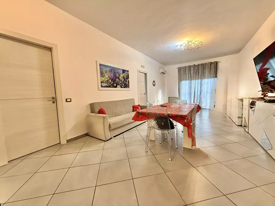 Immagine 14 di Trilocale in vendita  in Viale Tica a Siracusa