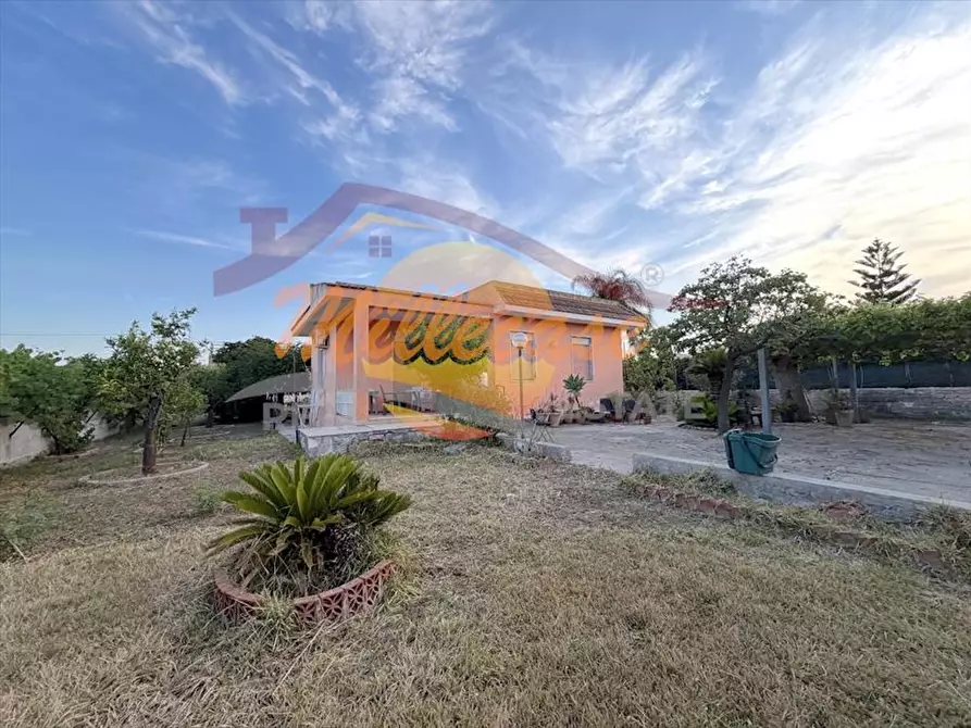 Immagine 1 di Villa in vendita  in Traversa Pozzo di Mazza a Siracusa