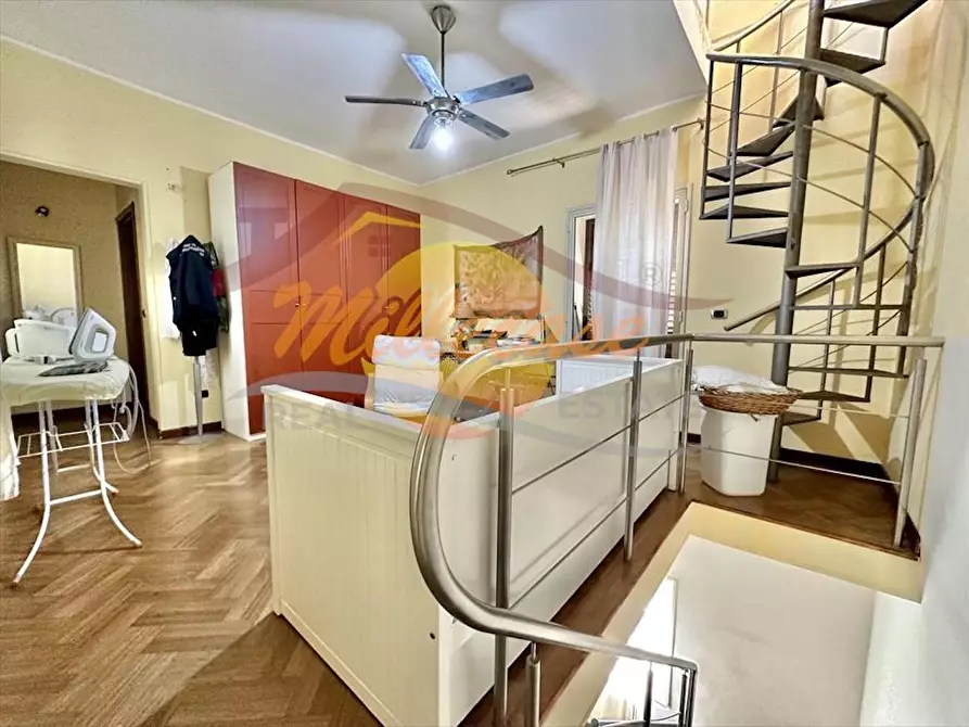 Immagine 2 di Casa indipendente in vendita  in VIA SENATORE DI GIOVANNI a Siracusa