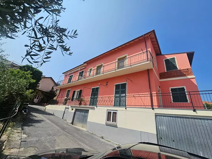 Immagine 37 di Quadrilocale in vendita  in Via Michele Albavera 5 a San Bartolomeo Al Mare