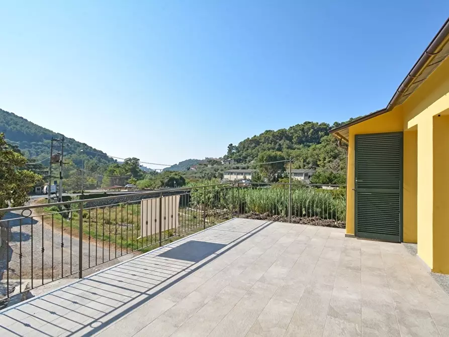 Immagine 23 di Quadrilocale in vendita  in Via Faraldi 131 a San Bartolomeo Al Mare