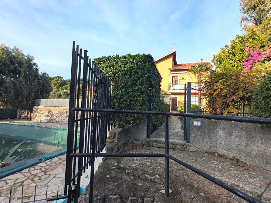 Immagine 55 di Bilocale in vendita  in Piazza Sant'Anna 1 a San Bartolomeo Al Mare