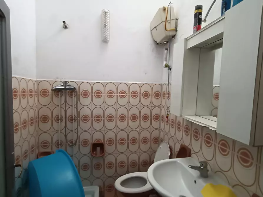 Immagine 9 di Pentalocale in vendita  in Via Roma a Pianopoli