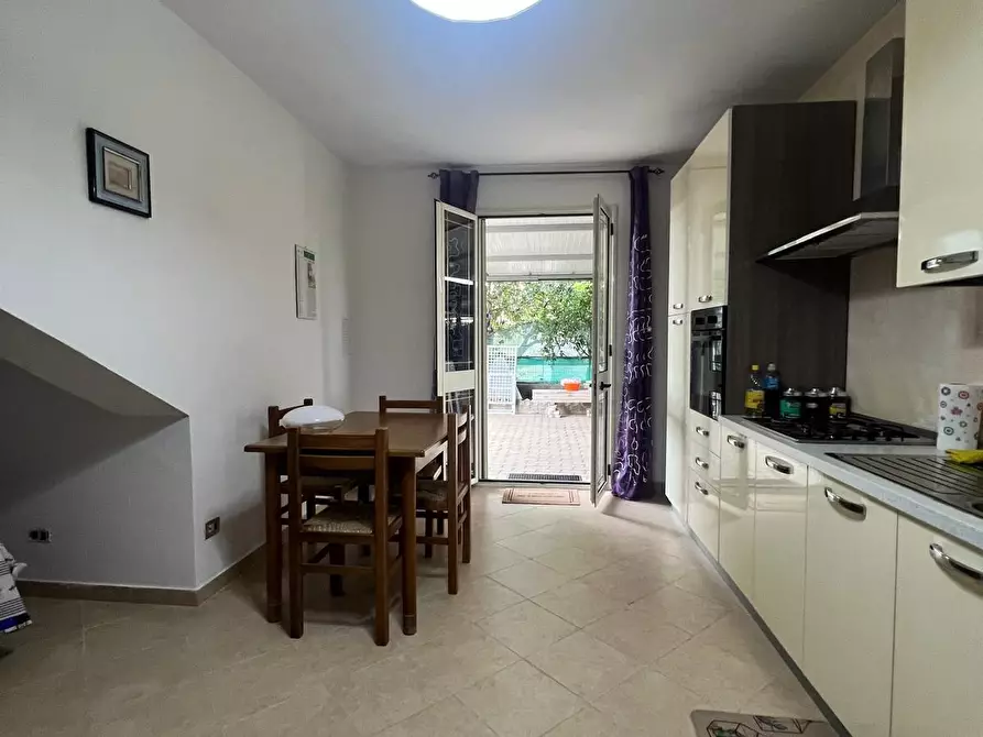 Immagine 14 di Pentalocale in vendita  in Traversa III Amalfi a Gizzeria