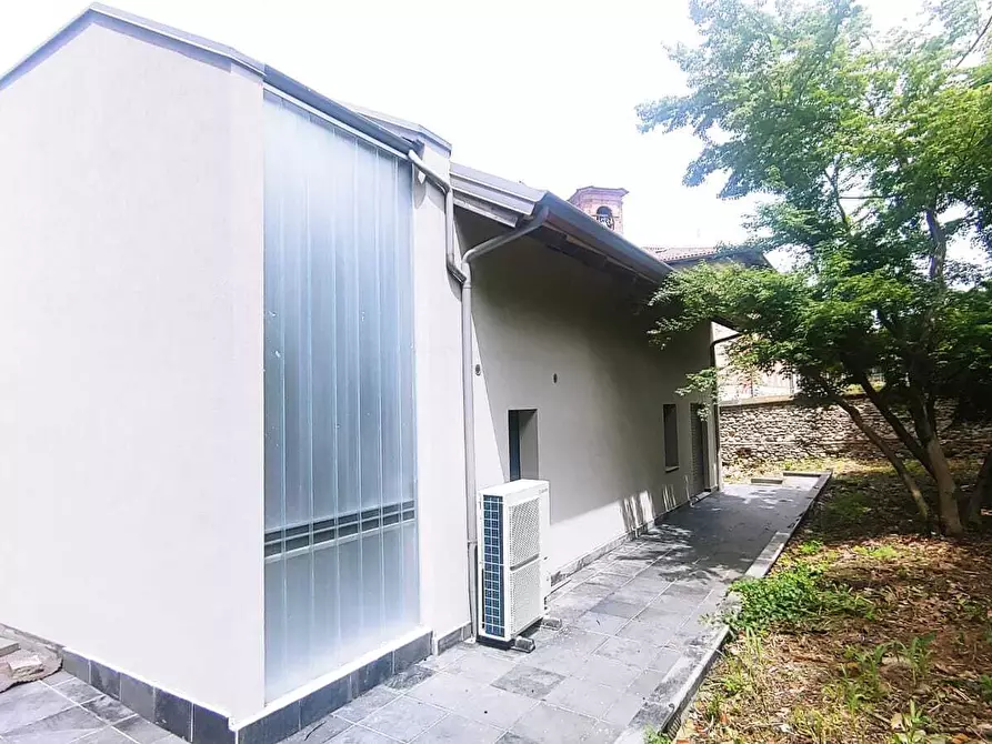 Immagine 3 di Casa indipendente in affitto  a Torino