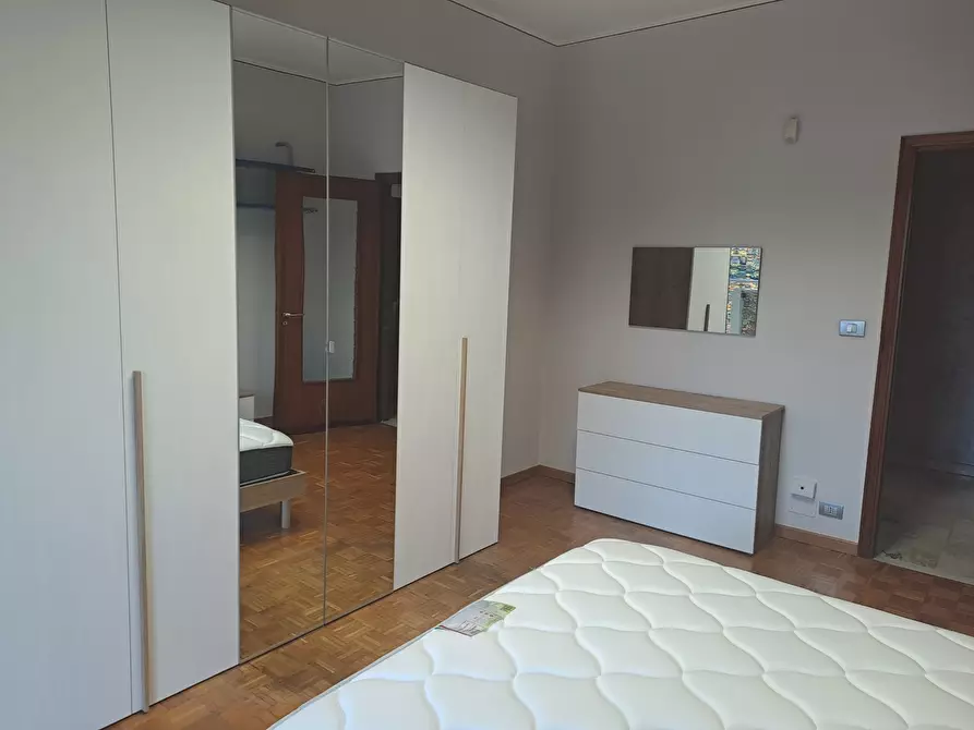 Immagine 9 di Trilocale in affitto  in VIA GENOVA 91/19 a Torino