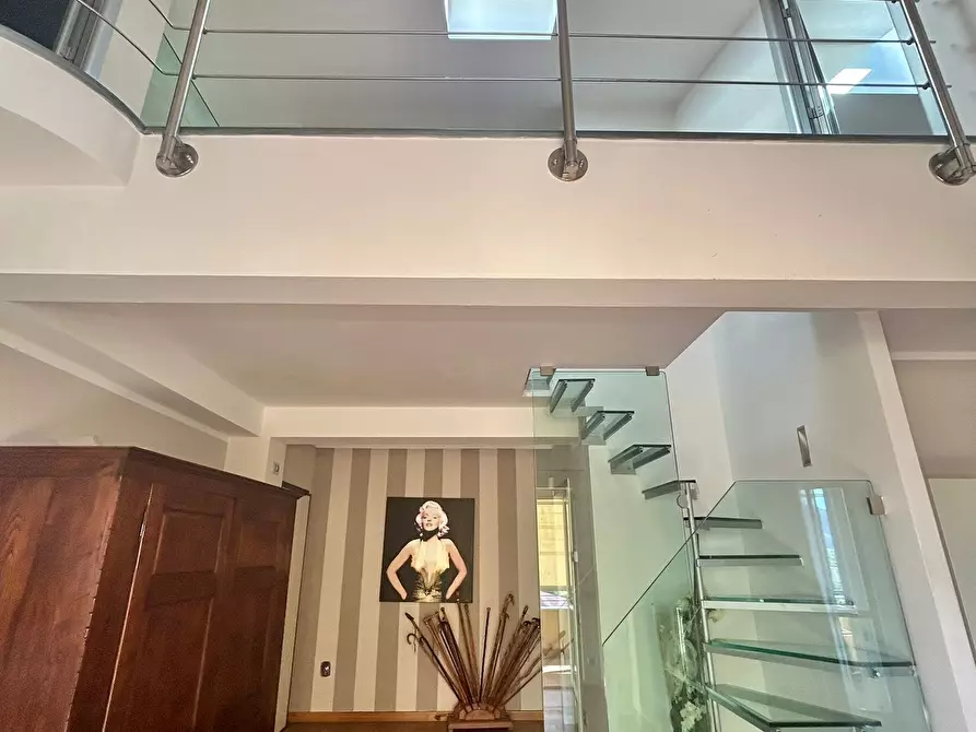 Immagine 5 di Attico in vendita  a Sarzana