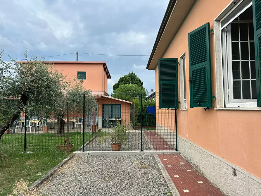 Immagine 6 di Porzione di casa in vendita  a Santo Stefano Di Magra