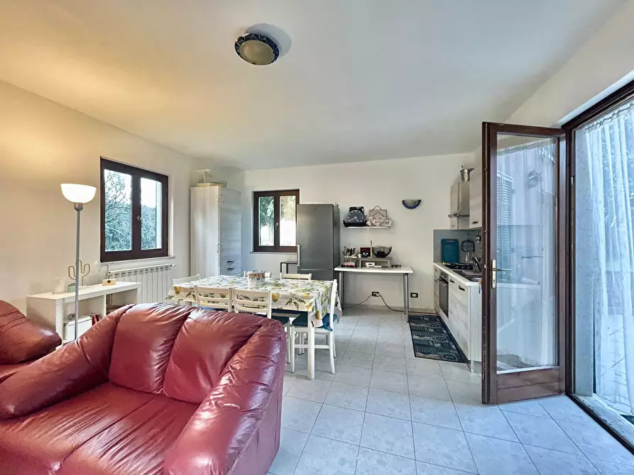 Immagine 8 di Villetta a schiera in vendita  a Ameglia