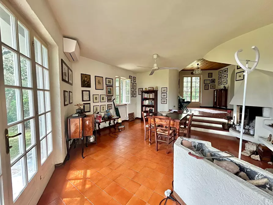 Immagine 7 di Casa indipendente in vendita  a Castelnuovo Magra