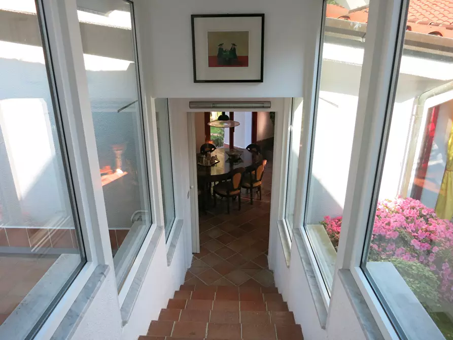 Immagine 14 di Villa in vendita  a Sarzana