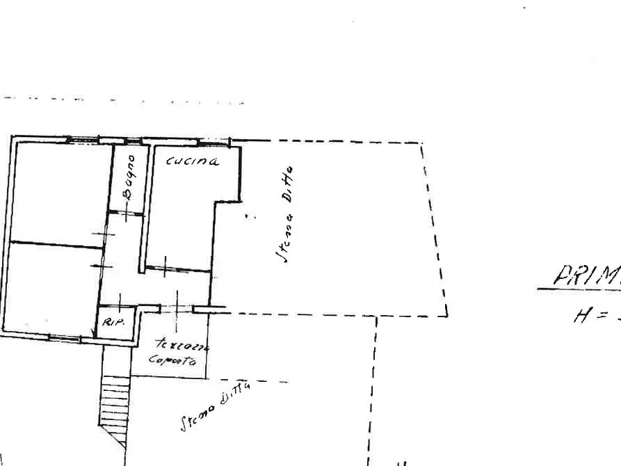 Immagine 34 di Porzione di casa in vendita  a Sarzana