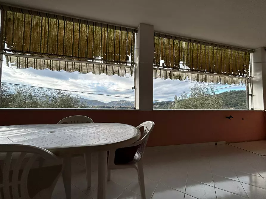 Immagine 11 di Casa bifamiliare in vendita  a Sarzana