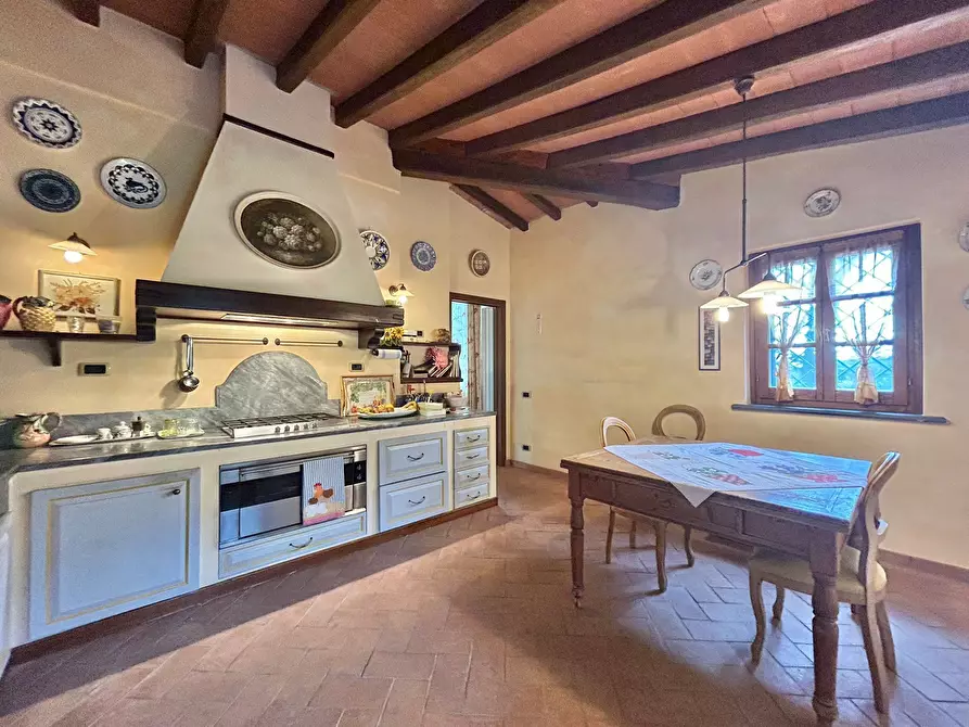 Immagine 44 di Casa indipendente in vendita  a Sarzana