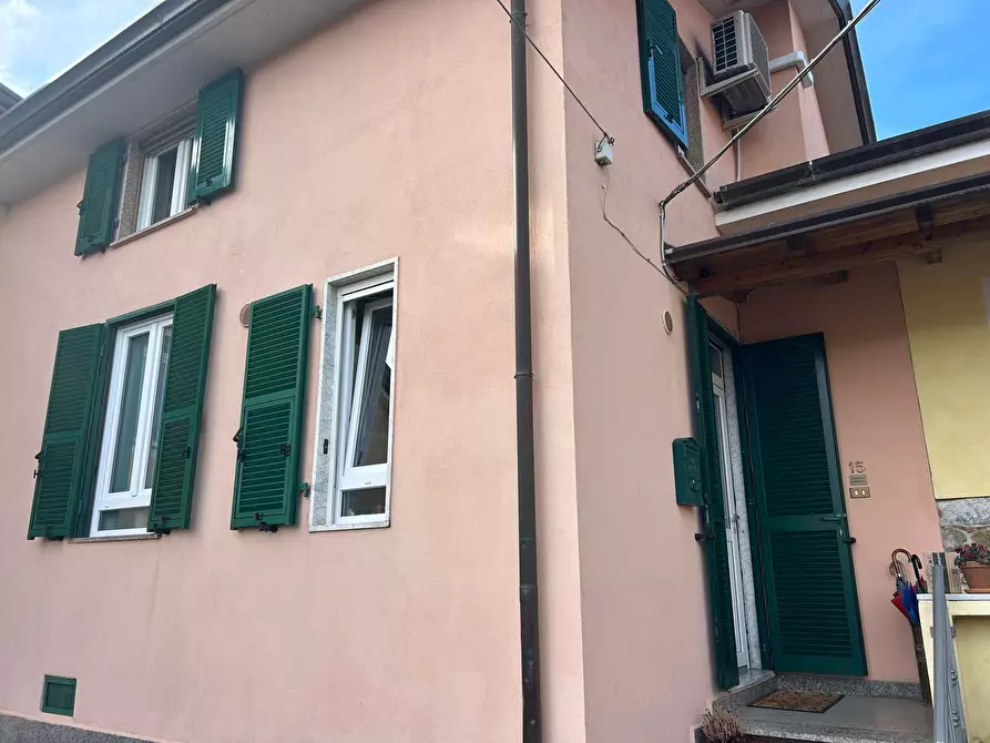 Immagine 2 di Quadrilocale in vendita  a Sarzana