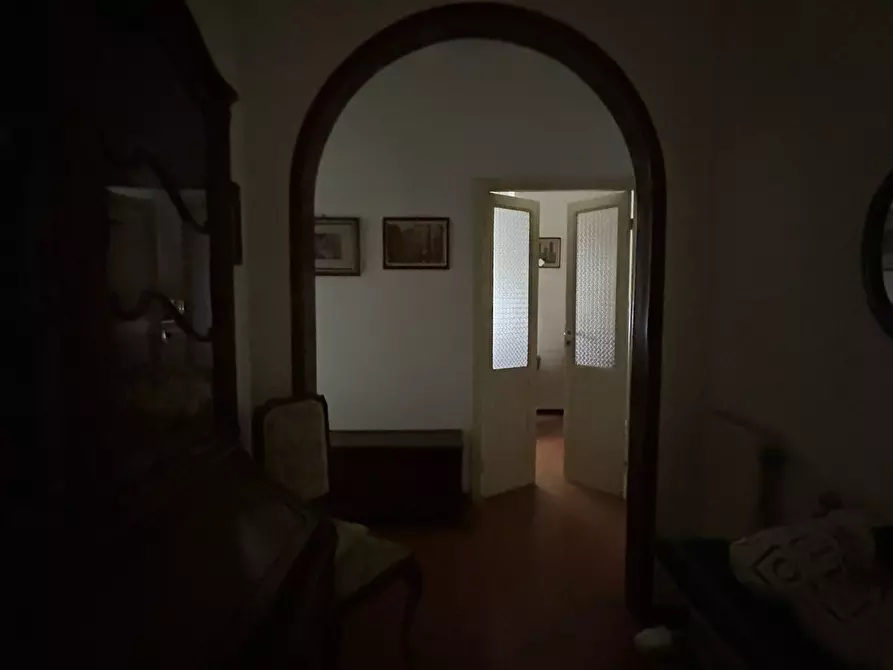 Immagine 17 di Porzione di casa in vendita  a Sarzana