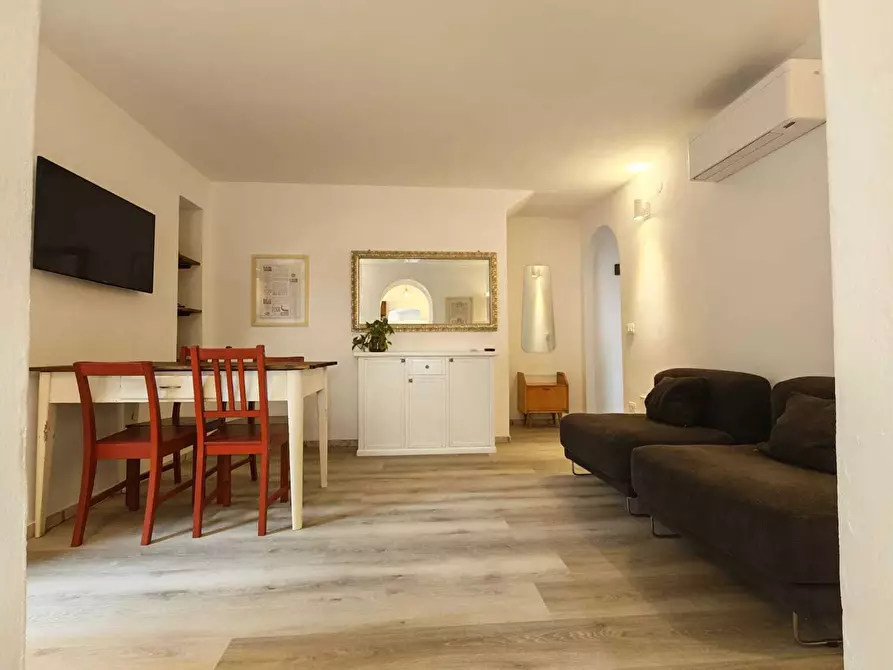 Immagine 11 di Trilocale in affitto  a Bolano