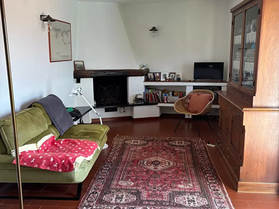 Immagine 9 di Casa indipendente in vendita  a La Spezia