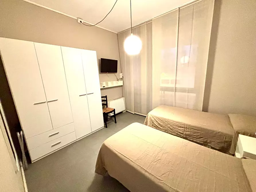 Immagine 13 di Trilocale in affitto  a Sarzana