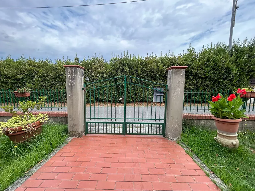 Immagine 7 di Villetta a schiera in vendita  a Santo Stefano Di Magra