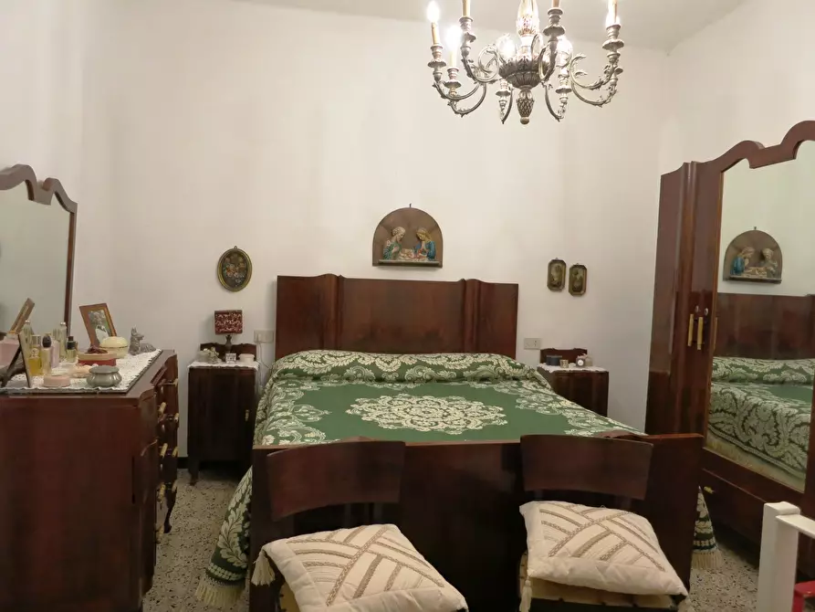 Immagine 11 di Quadrilocale in vendita  a Vezzano Ligure