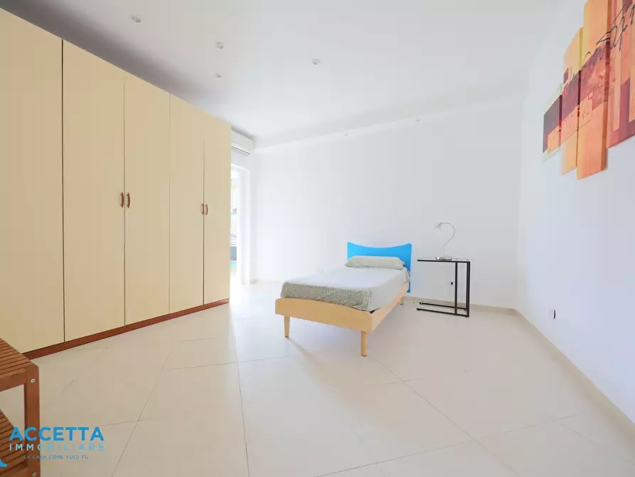 Immagine 15 di Trilocale in affitto  in Via Rintone 28 a Taranto