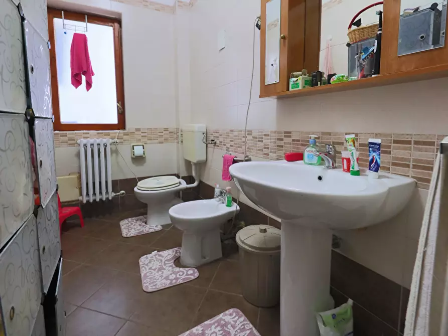 Immagine 8 di Trilocale in vendita  in Via Calata Livezza 24 a Taranto