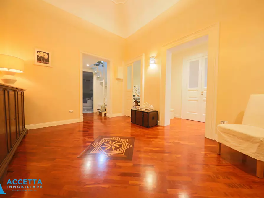 Immagine 1 di Quadrilocale in vendita  in Via Giuseppe Massari 8 a Taranto