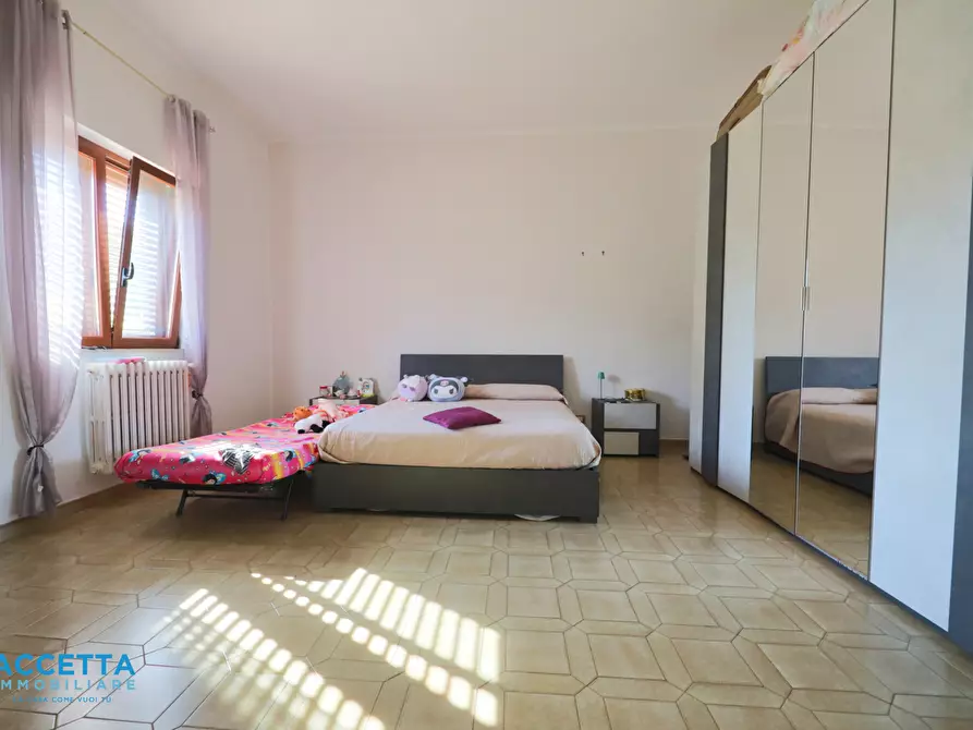 Immagine 10 di Trilocale in vendita  in Via Calata Livezza 24 a Taranto