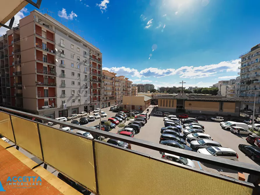 Immagine 5 di Quadrilocale in vendita  in Piazza Pio X 42 a Taranto