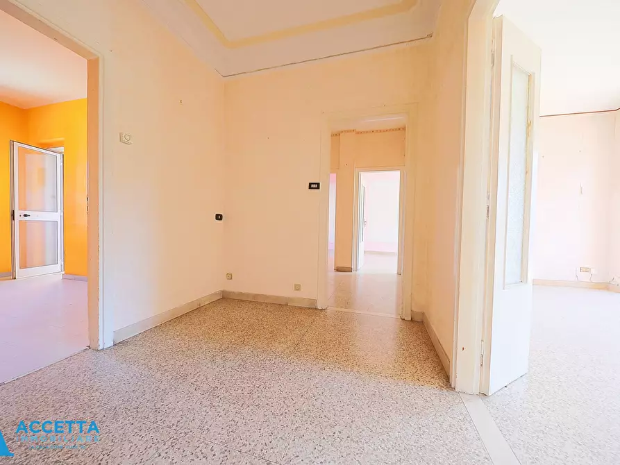 Immagine 7 di Quadrilocale in vendita  in Via Ancona 315 a Taranto