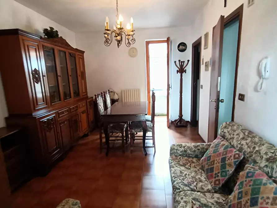 Immagine 1 di Trilocale in vendita  in Via Giacomo Puccini a Pianello Val Tidone