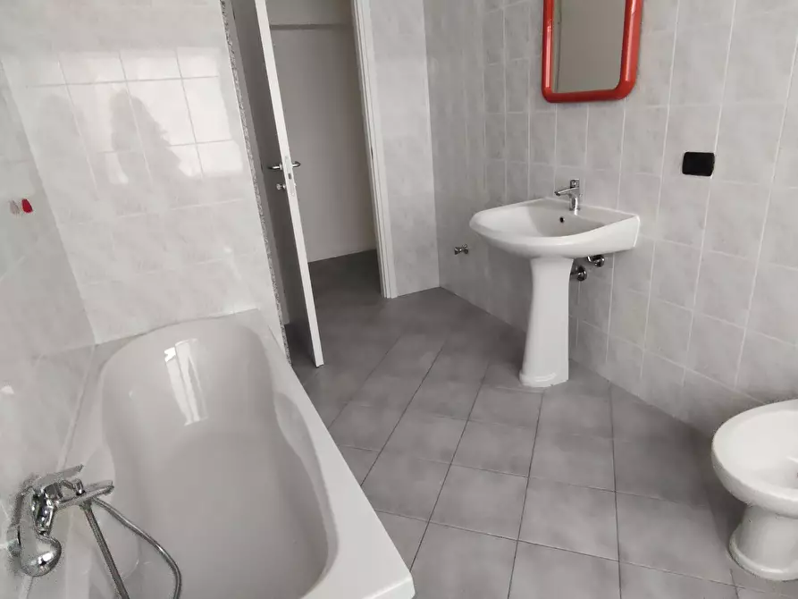 Immagine 23 di Attività artigianale in affitto  in via campo sportivo a Pianello Val Tidone