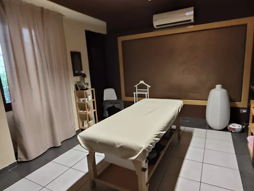 Immagine 8 di Bilocale in vendita  in centrale a Broni