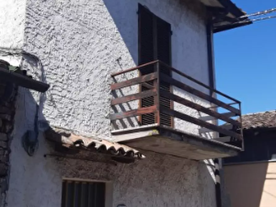 Immagine 11 di Porzione di casa in vendita  in Località Bilegno a Pianello Val Tidone