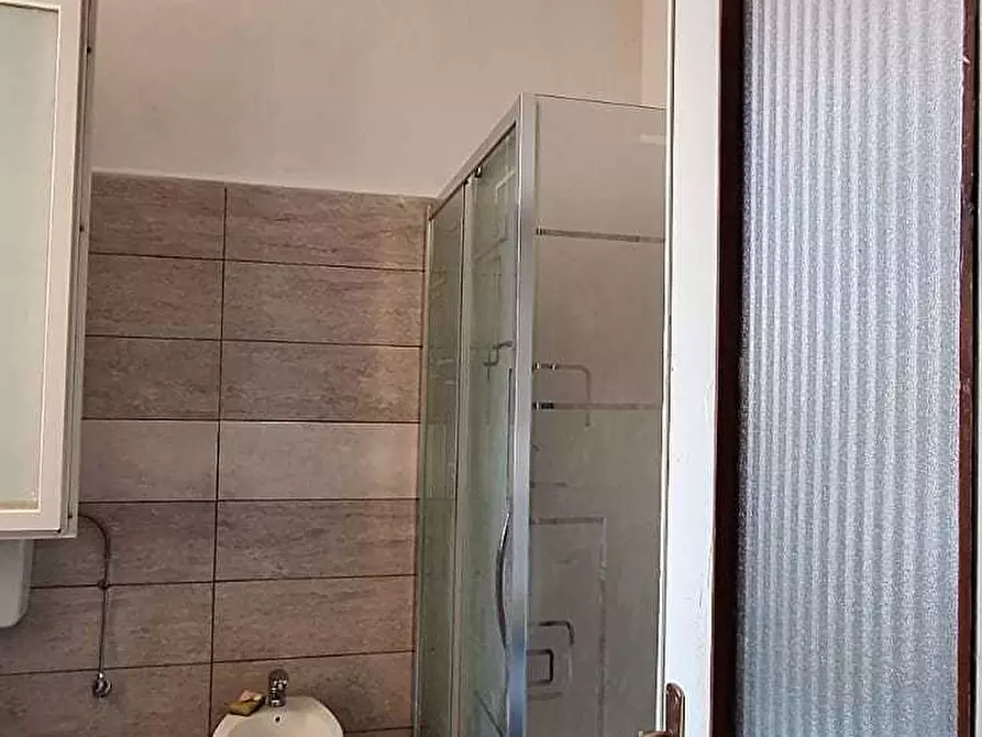 Immagine 11 di Trilocale in vendita  in Via Roma a Pieve Porto Morone