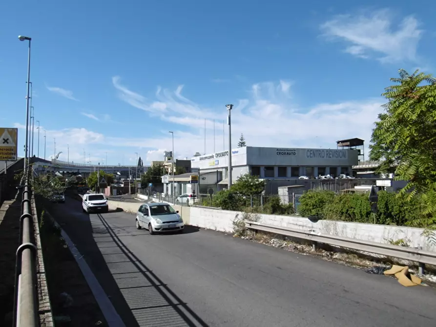 Immagine 2 di Capannone industriale in vendita  in VIA DELLA MAGLIANA a Roma