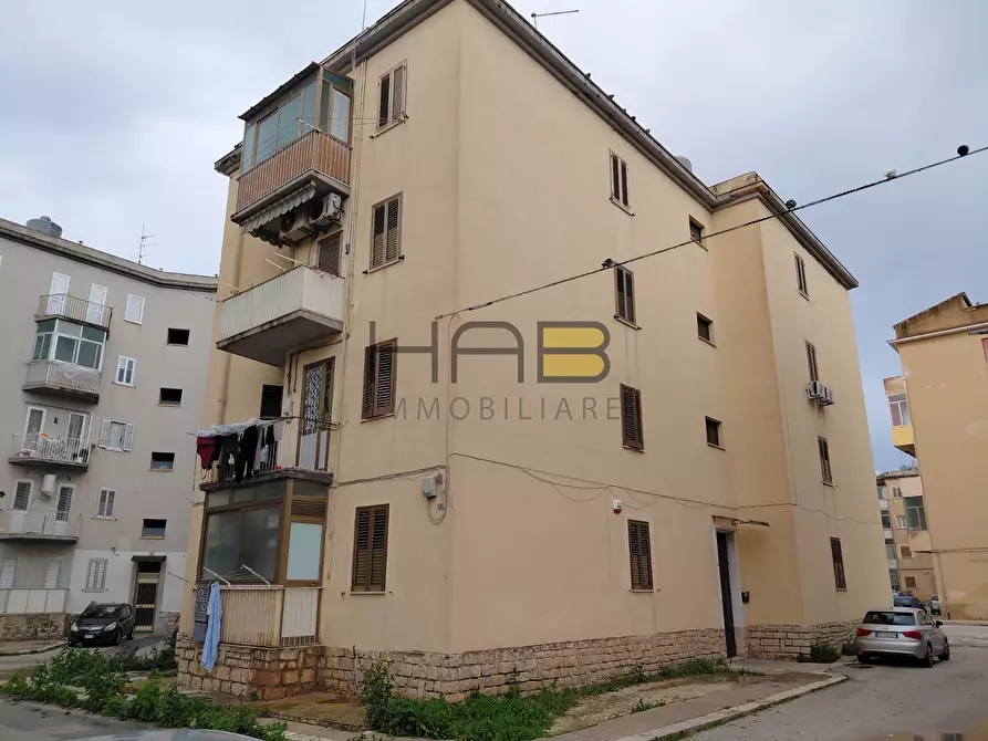 Immagine 1 di Trilocale in vendita  a Trapani