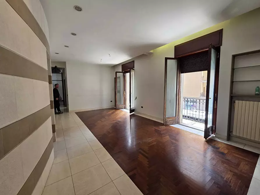 Immagine 6 di Trilocale in vendita  in Corso Giuseppe Garibaldi a Salerno