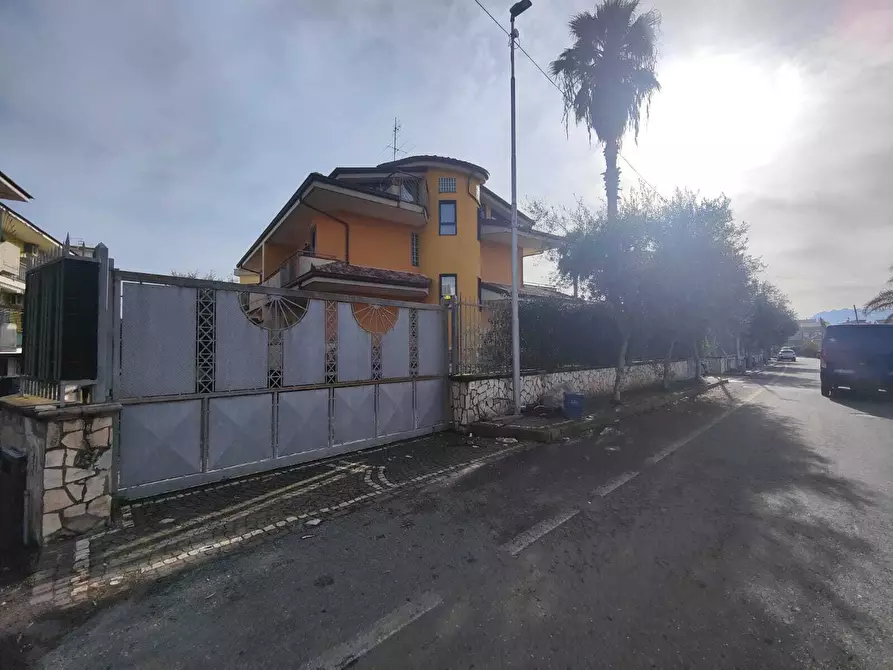 Immagine 33 di Villetta a schiera in vendita  in Via Furchi a Striano