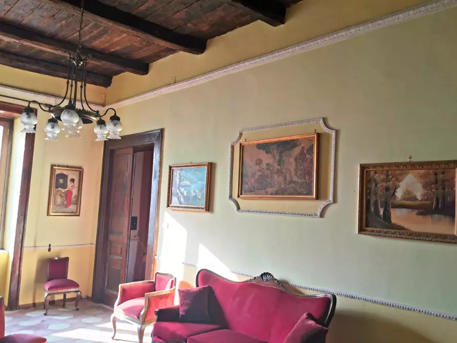 Immagine 8 di Pentalocale in vendita  in Via Michele Pironti a Montoro Superiore