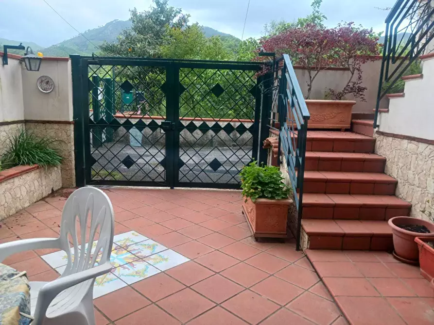 Immagine 16 di Villetta a schiera in vendita  in Via Frá Giacomo 35 a Baronissi