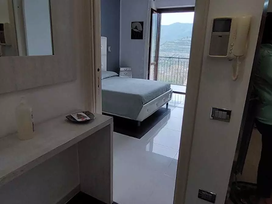 Immagine 18 di Villetta a schiera in vendita  in Via Parrocchia 33 a Baronissi