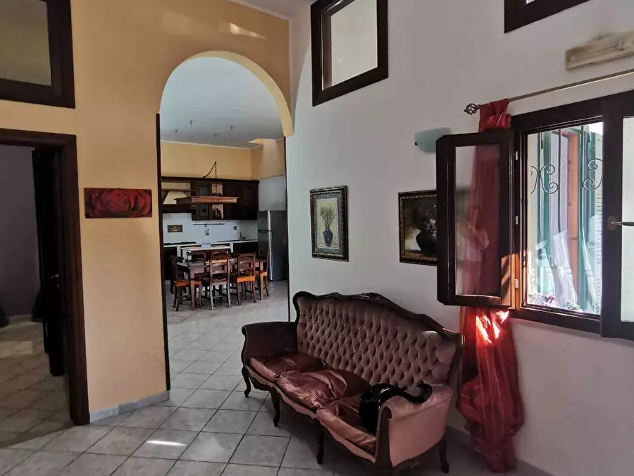 Immagine 38 di Villetta a schiera in vendita  in Via Parrocchia 33 a Baronissi